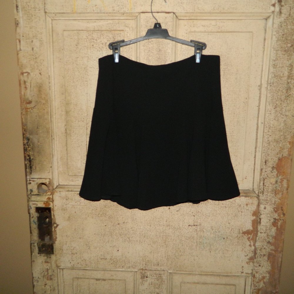 CeCe by Cynthia Steffe Crepe Flounce Mini Skirt Size 10 (L-52)